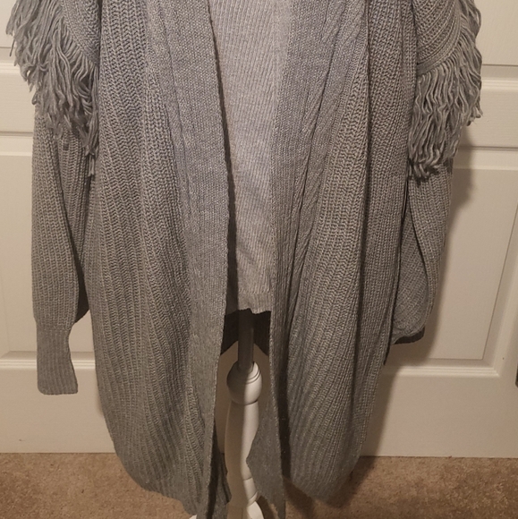 11. Cardigan: NWT: p2p: 26in  length: 36in - Picture 3 of 3
